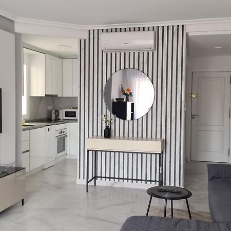 Lovely Sunny Apartment With Shared Pool And Private Parking トレビエハ エクステリア 写真