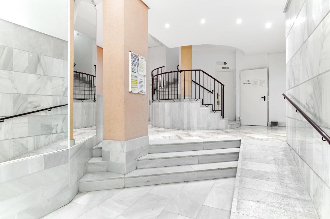 Lovely Sunny Apartment With Shared Pool And Private Parking トレビエハ エクステリア 写真